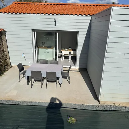 Pre Biais - Meubles Et Equipes En Plein Bocage Vendeen *