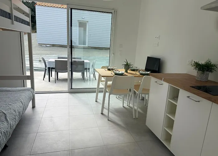 Pre Biais - Meubles Et Equipes En Plein Bocage Vendeen 公寓 *