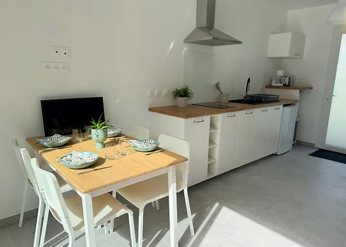 Pre Biais - Meubles Et Equipes En Plein Bocage Vendeen * Chavagnes-en-Paillers